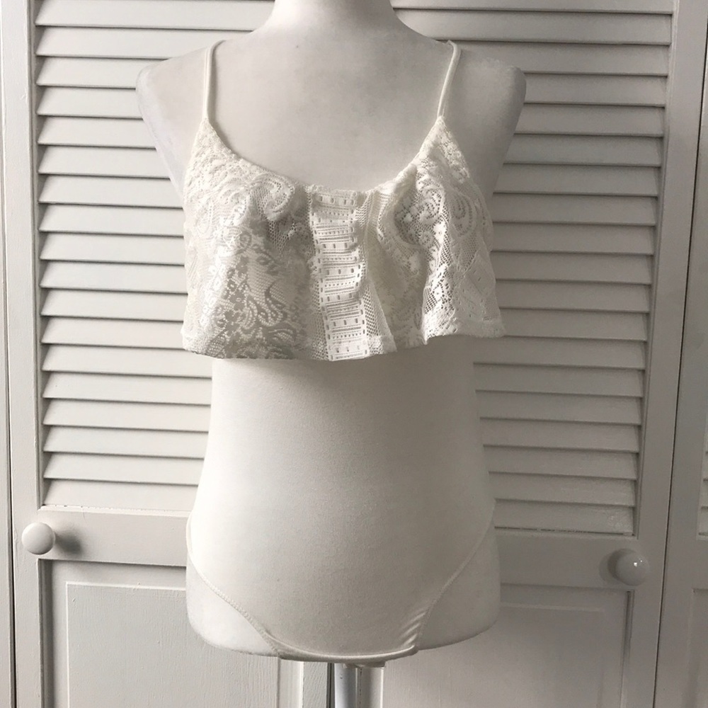 About A Girl White Spaghetti Strap Bodysuit